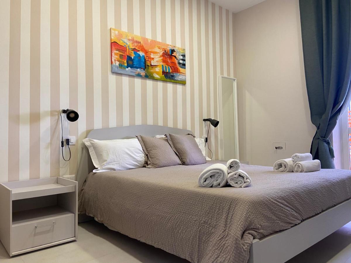 2Naples Rooms Exterior foto