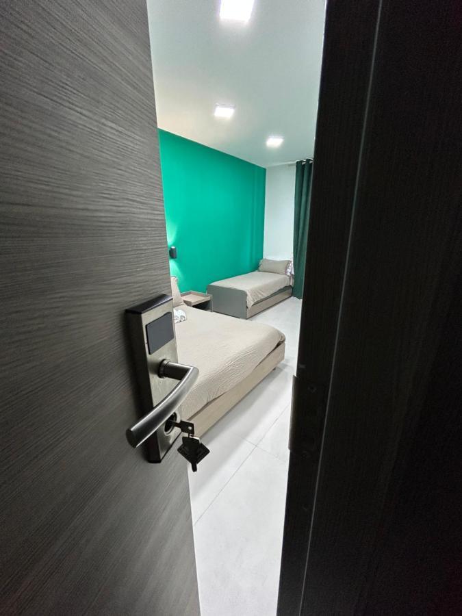 2Naples Rooms Exterior foto